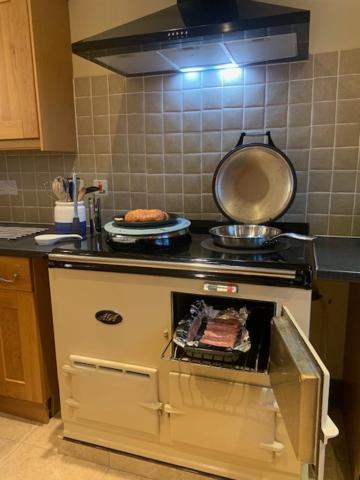 Head In The Skye - Healabhal Cottage Ose ภายนอก รูปภาพ