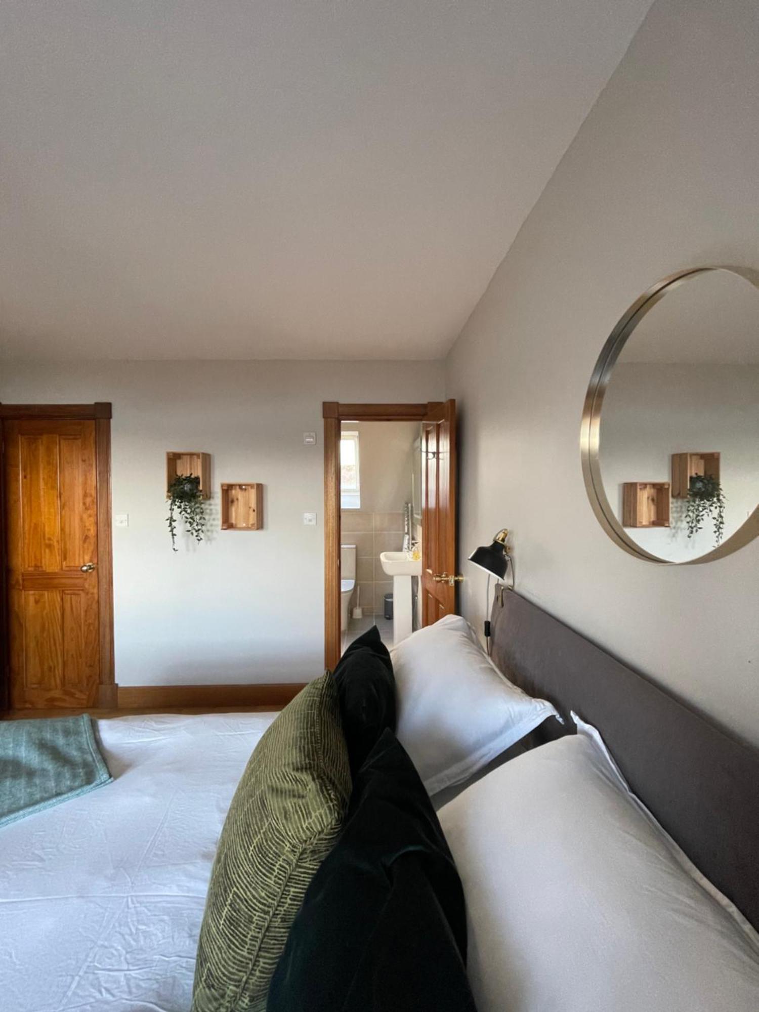 Head In The Skye - Healabhal Cottage Ose ภายนอก รูปภาพ